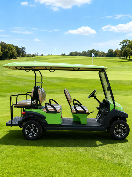 企业环境中的电动高尔夫球车